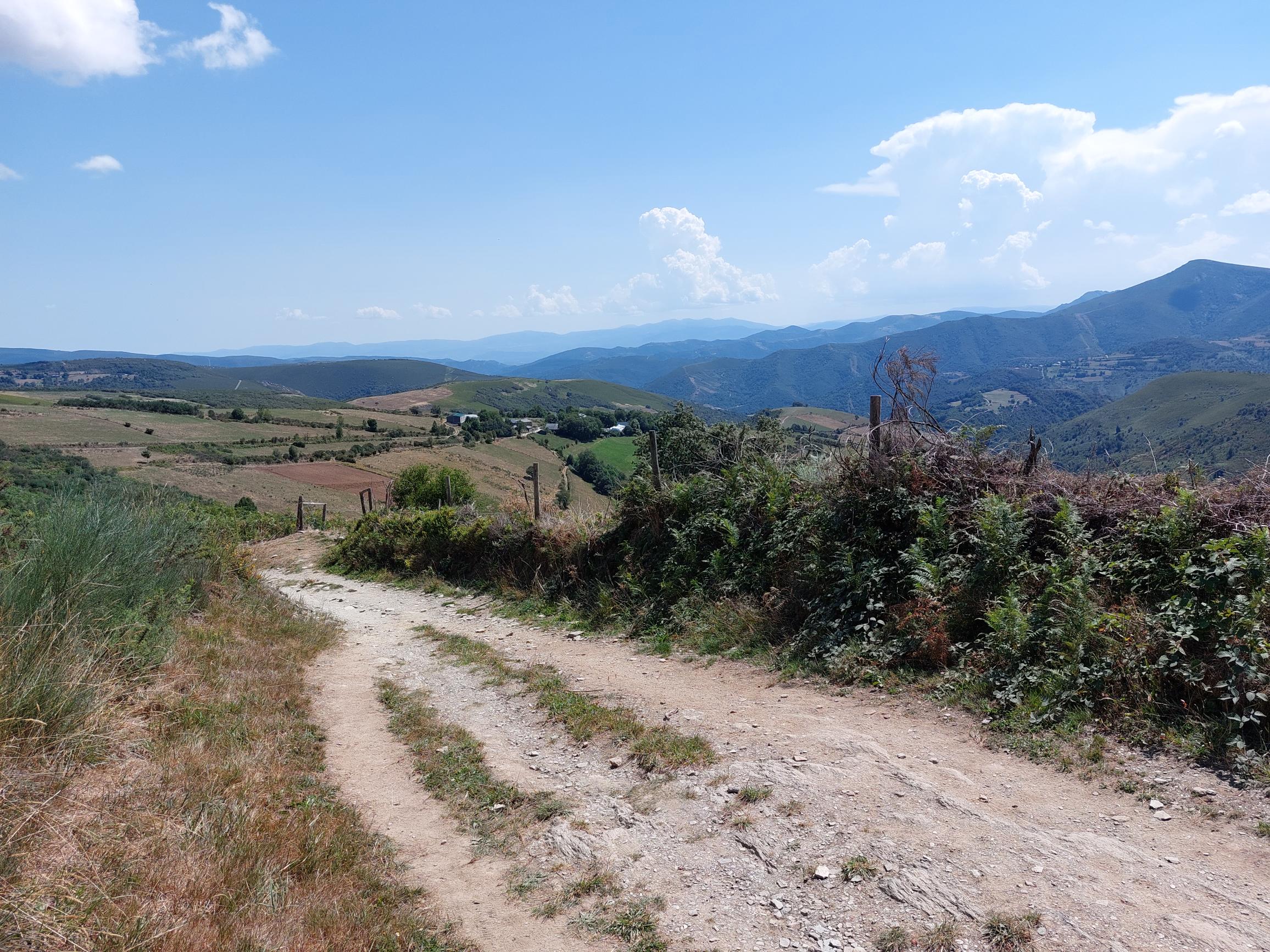 Spain NW Galicia, O Cebreiro, Camino nr OC, Walkopedia