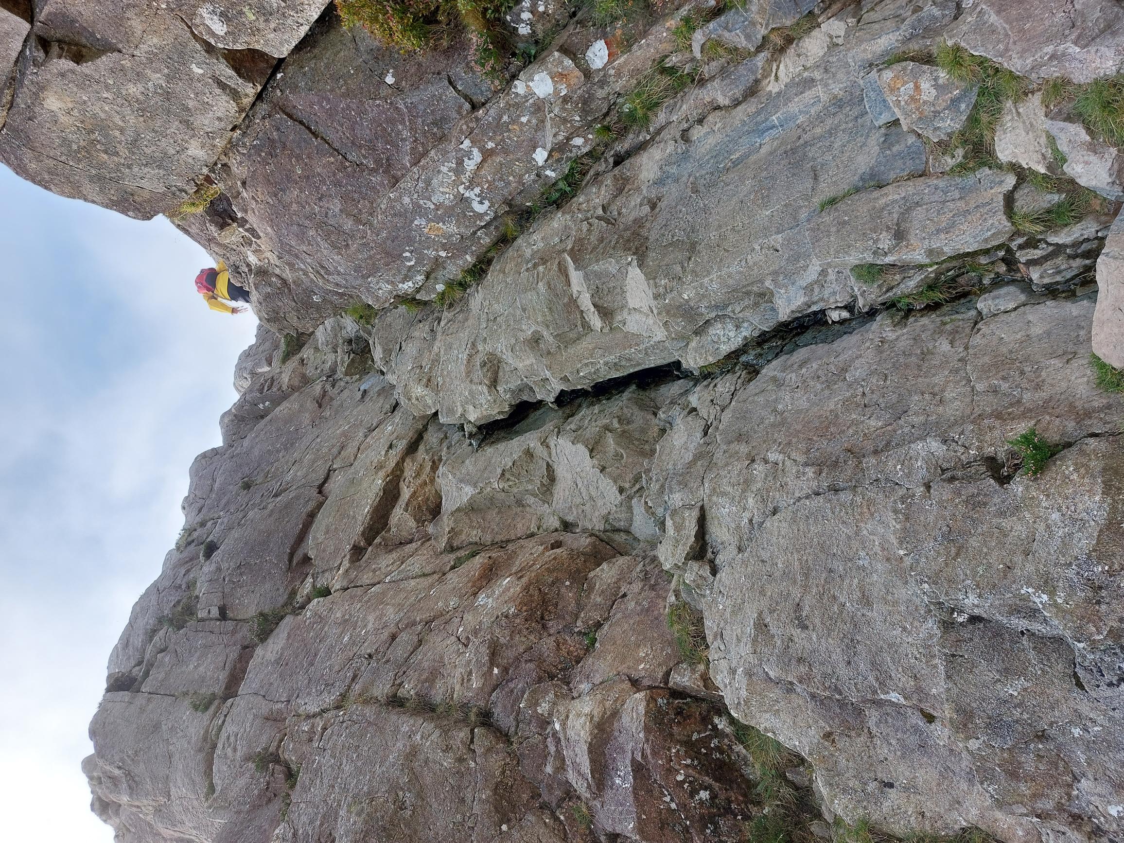 United Kingdom Wales Snowdonia, Carneddau from the South , Scramble half way up, Walkopedia