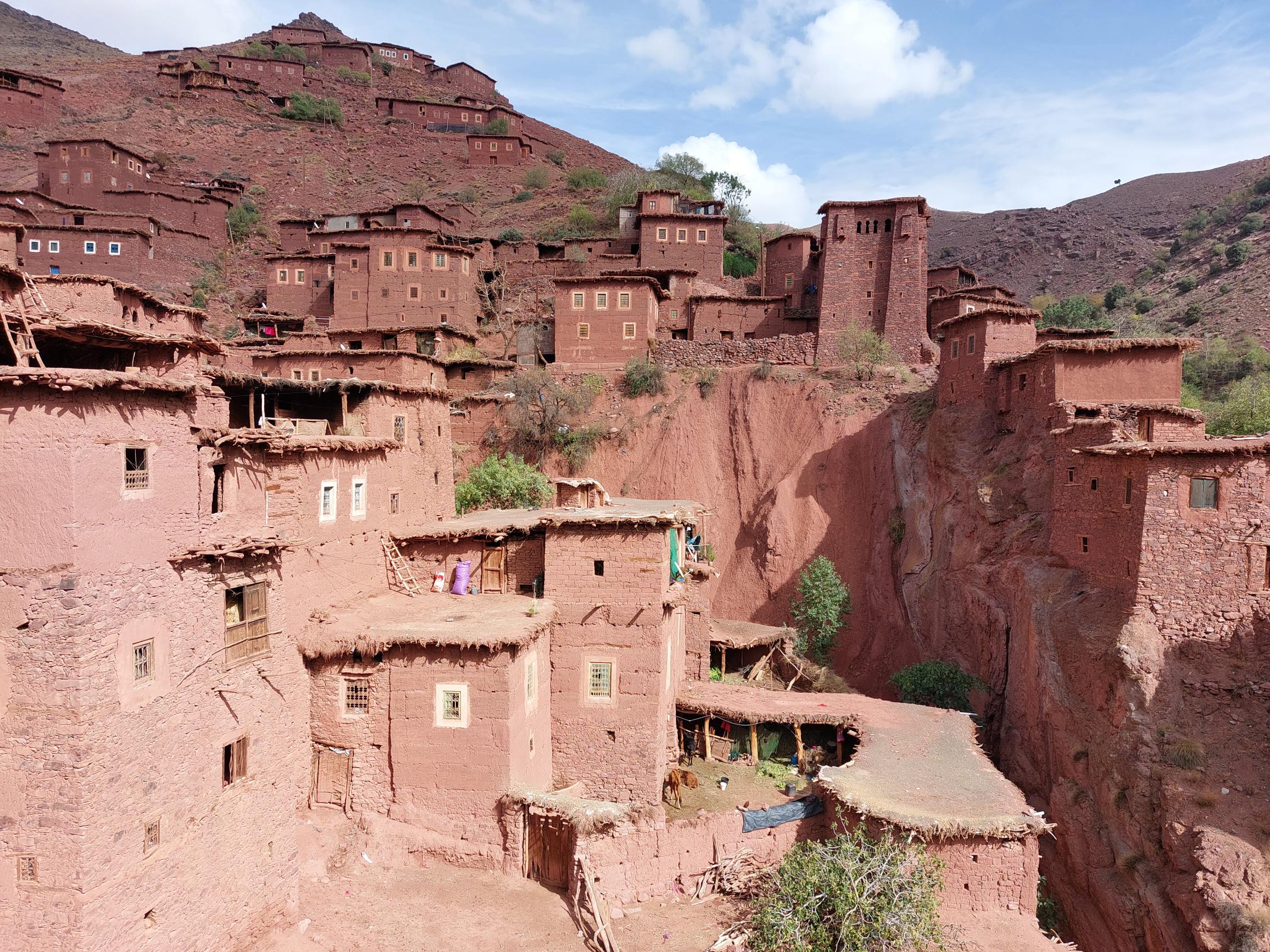 Morocco High Atlas MGoun, Tassaout valley, Megdaz, Walkopedia