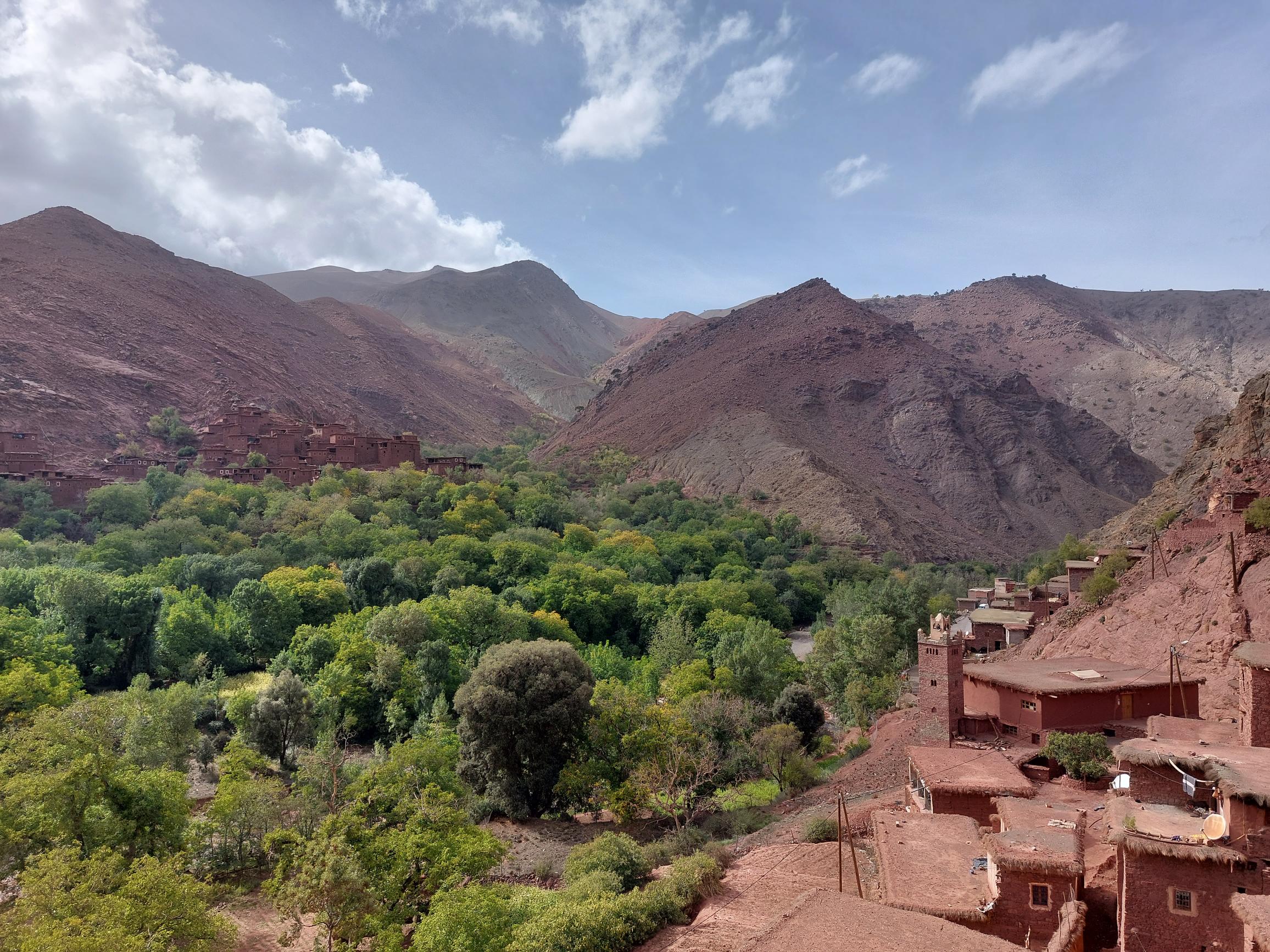 Morocco High Atlas MGoun, Tassaout valley, From Megdaz, Walkopedia