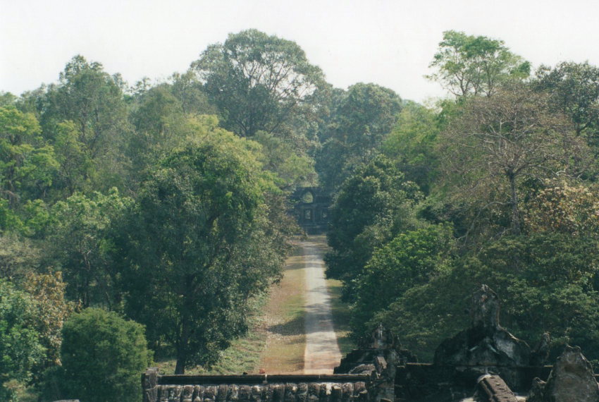 Cambodia, Angkor, Back approach, Angkor Wat, Walkopedia