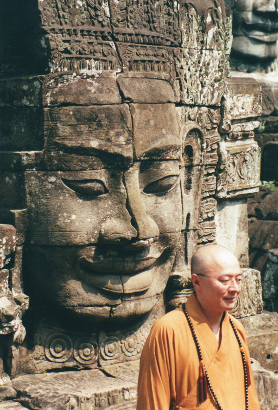 Cambodia, Angkor, Irresistible image, the Bayon, Walkopedia