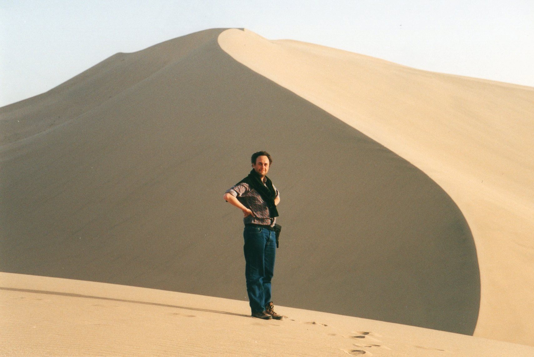 China North-west Gansu, Mingsha Dunes, Dunhuang, , Walkopedia