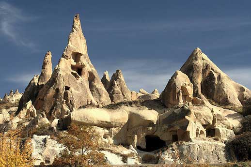 Turkey Central Anatolia Cappadocia, Cappadocia, Rock Houses and Fairy Chimneys Near Goreme, Walkopedia