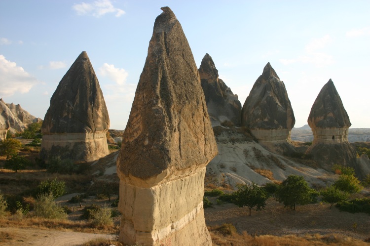 Turkey Central Anatolia Cappadocia, Cappadocia, Chimneys near Goreme, Walkopedia