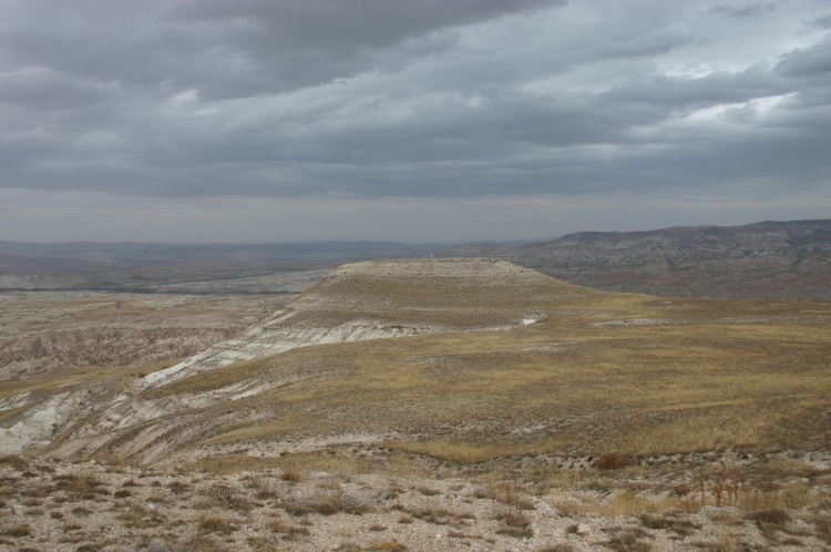 Turkey Central Anatolia Cappadocia, Cappadocia, White Hill plateau, Walkopedia