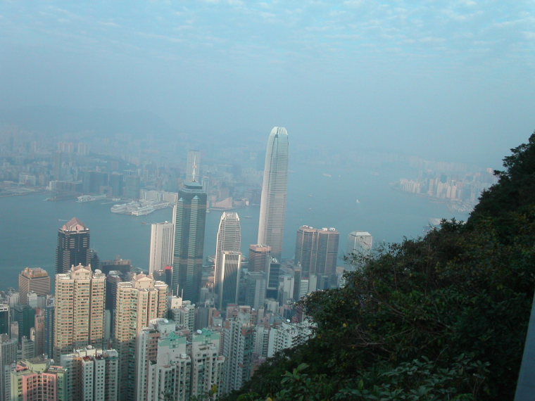 China Hong Kong, The Peak, Lugard Road,  over the eastern harbour, Walkopedia