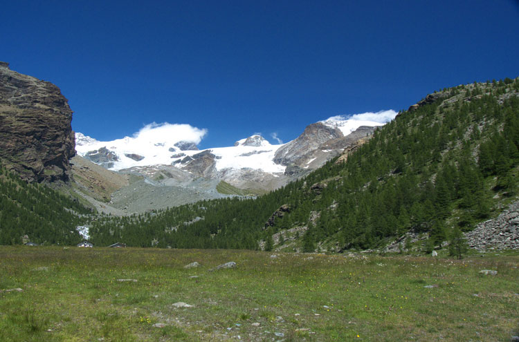 Switzerland Alps, Monte Rosa Circuit, Monte Rosa - © From Flickr user (Laura and)Fulvio, Walkopedia