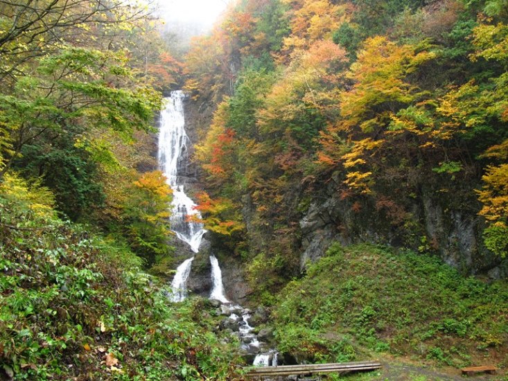 Japan, Nakasendo Way, Karasawa waterfall, Kaida, Walkopedia