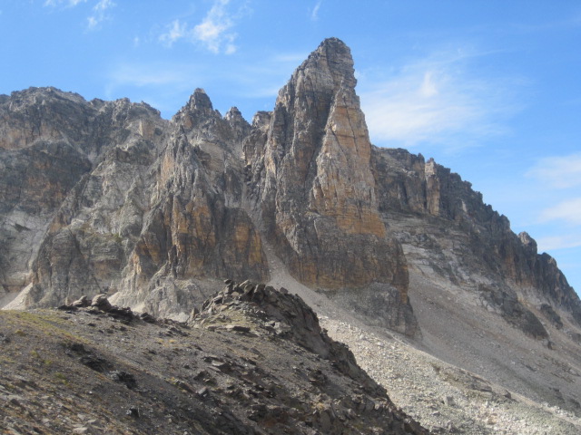 France Alps Mt Blanc Area, Tour of Mt Blanc , Crags above Refuge du Thabor, Walkopedia