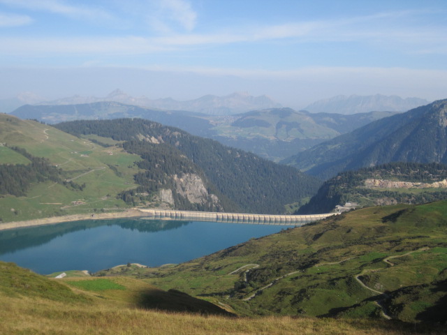 France Alps Mt Blanc Area, Tour of Mt Blanc , Le Lac de Roseland, Walkopedia