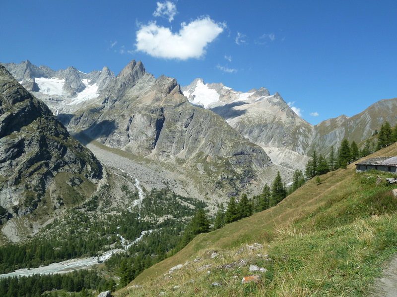 France Alps Mt Blanc Area, Tour of Mt Blanc , Looking north east From path between Rifugio Bonatti and Rifugio Elena, Walkopedia