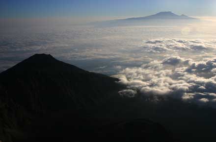 Mt Meru
Mt Meru - Kili at dawn© William Mackesy Mt Meru
Mt Meru - Kili at dawn© William Mackesy