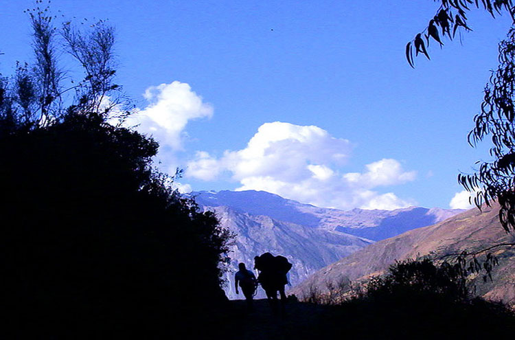 Peru Cuzco/Inca Heartlands Area, Inca Path to Choquequirao, Choquequirao - © From Flickr user Rick McCharles, Walkopedia