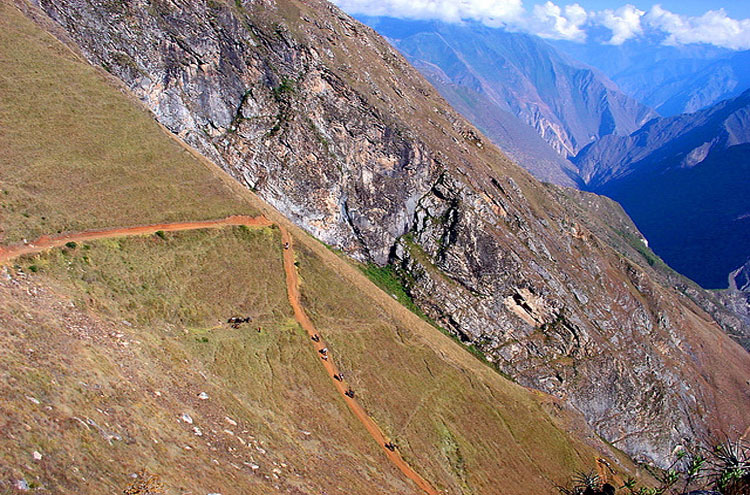 Peru Cuzco/Inca Heartlands Area, Inca Path to Choquequirao, Choquequirao - © From Flickr user Rick McCharles, Walkopedia