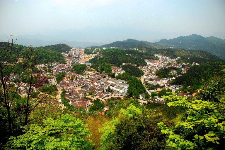 Jiuhuashan - © MiloB2010 flickr user Jiuhuashan: Jiuhuashan - © MiloB2010 flickr user