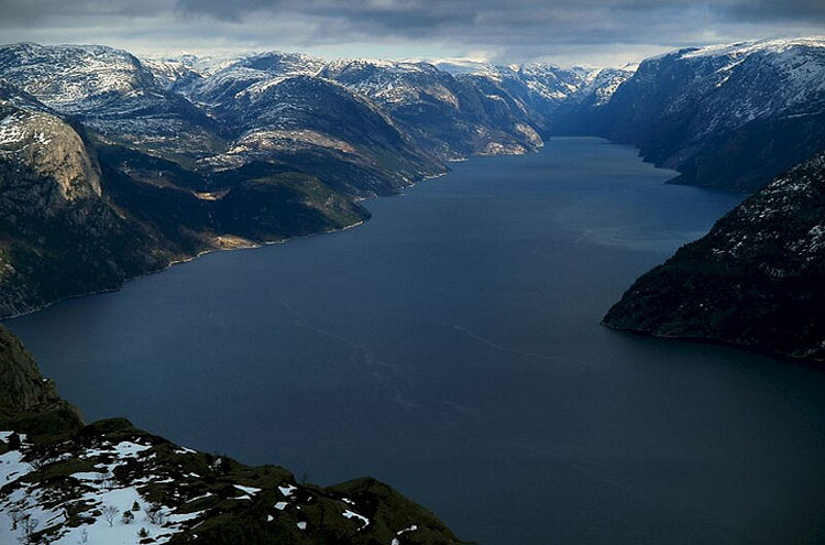 Norway South-west Fjords, Preikestolen, Preikestolen - © From Flickr user Anna Bialkowska, Walkopedia