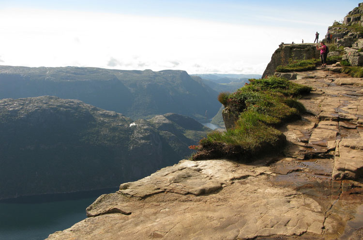 Norway South-west Fjords, Preikestolen, Preikestolen - © From Flickr user Leo_Seta, Walkopedia