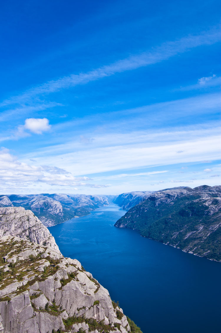 Norway South-west Fjords, Preikestolen, Preikestolen - © From Flickr user Tacker, Walkopedia