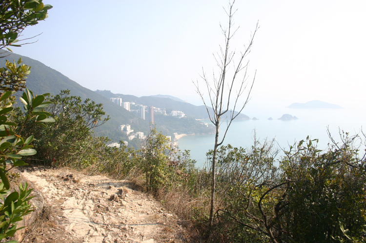 China Hong Kong, Over and Around Mt Violet, Cliffs above Repulse Bay, Walkopedia