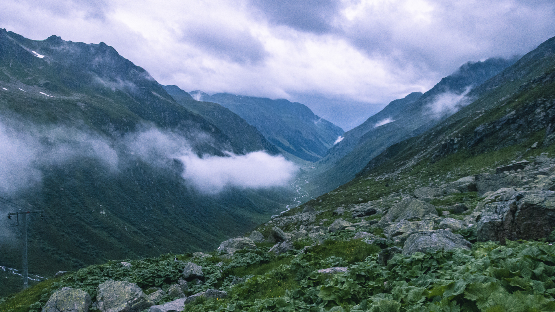 Austria Silvretta Alps, Garneratal and Above, Garnera Valley from the Tubinger Hutte, Walkopedia