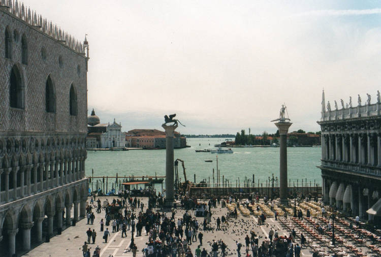 © William Mackesy The Arsenale to the Salute, Venice: © William Mackesy