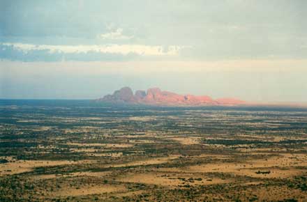 Uluru (Ayers Rock): Uluru, Ayers Rock -  - © Willian Mackesy