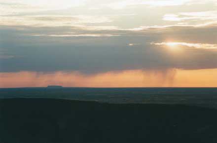 Australia Northern Territory, Uluru (Ayers Rock), Uluru, Ayers Rock - , Walkopedia