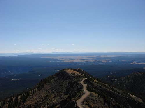 USA Western: Yellowstone NP, Mount Washburn, Mount Washburn - View From Mount Washburn, Walkopedia