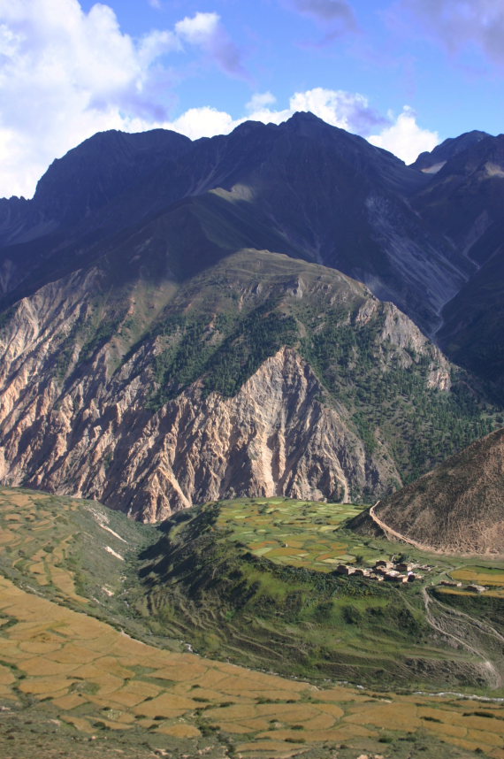 Upper Humla Valley
Upper Humla Valley - © William Mackesy