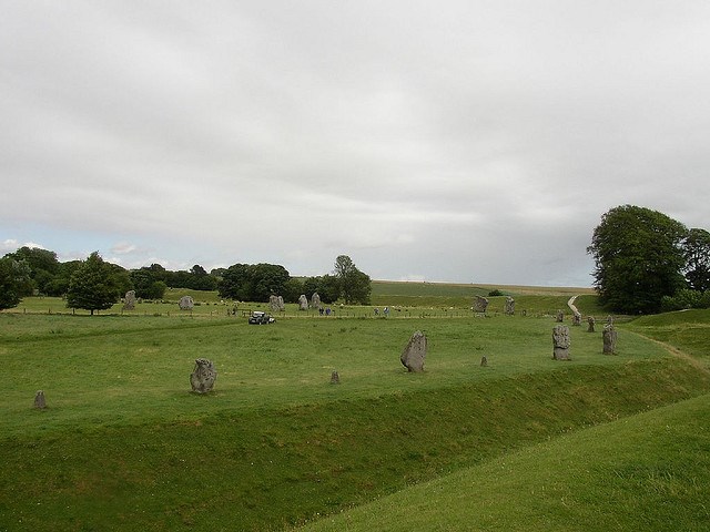 United Kingdom England, The Ridgeway, Avebury Henge, Walkopedia