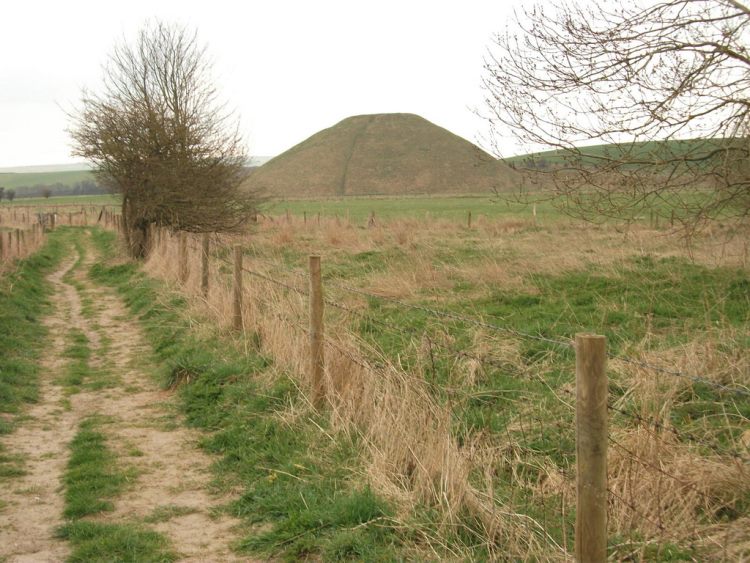 United Kingdom England, The Ridgeway, Silbury Hill, Walkopedia