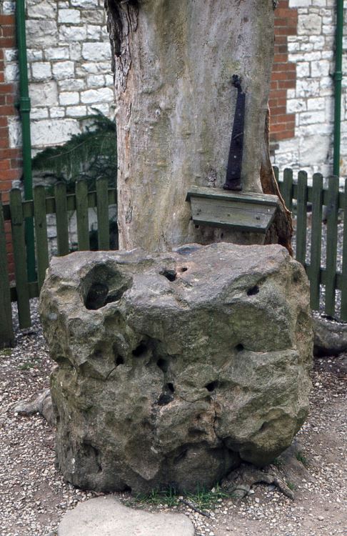 United Kingdom England, The Ridgeway, The Blowing Stone, Walkopedia