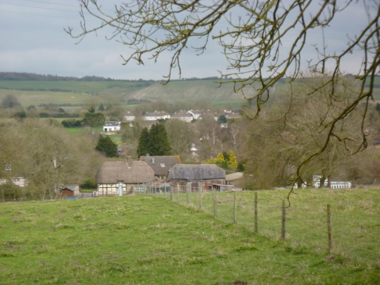 United Kingdom England, The Ridgeway, descending to Ogbourne St George, Walkopedia