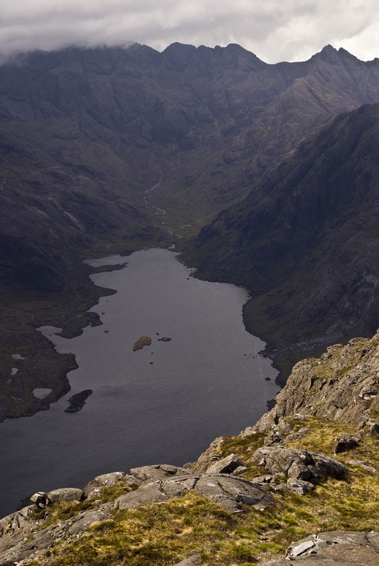 United Kingdom Scotland Isles Skye, Black Cuillin Ridge, Loch Coriusk and the Black Cuillin Ridge, Walkopedia