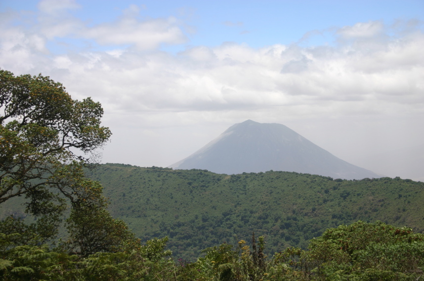 Tanzania, Empakaai toward Natron, Empakaai to Natron, Walkopedia