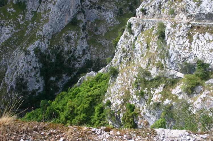 Spain NW Picos de Europa, Cares Gorge (Garganta del Cares), , Walkopedia