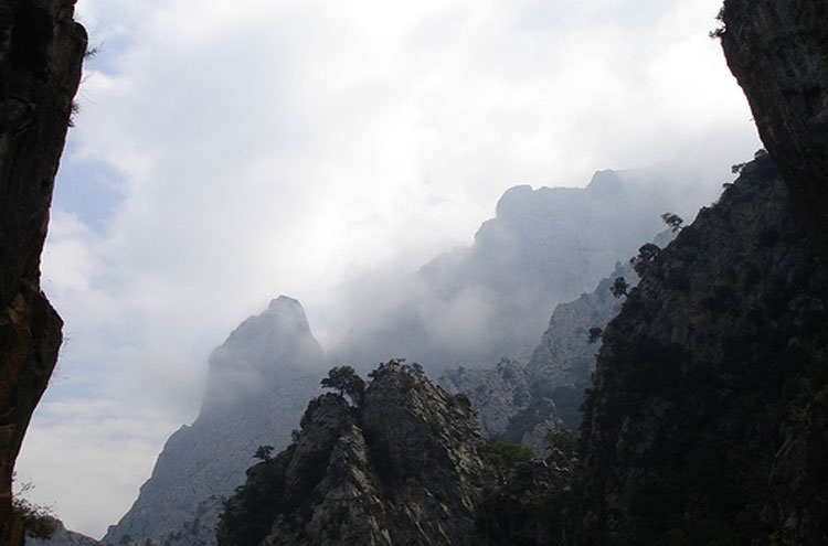Cares Gorge (Garganta del Cares): ©  Flickr user Ctrlw