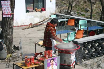 China Eastern Shandong, Tai Shan, Feed those walkers, Walkopedia