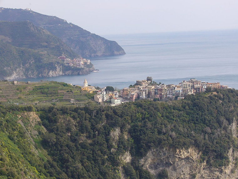 Italy Liguria, Cinque Terre, Cinque Terre -  Corniglia From Upper Trail, Walkopedia