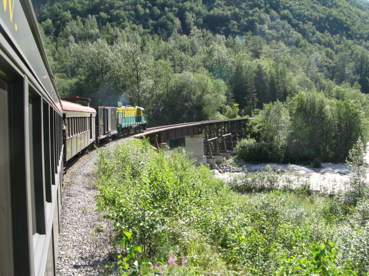 USA Alaska/Yukon, Chilkoot Trail, On the train, Walkopedia