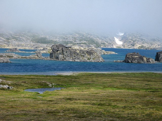 Chilkoot Trail - Crater Lake - © Copyright Flickr user steynard... Chilkoot Trail: Chilkoot Trail - Crater Lake - © Copyright Flickr user steynard...