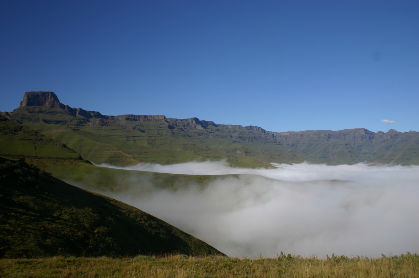 South Africa Drakensberg, North Drakensberg Traverse, Sentinel, Walkopedia