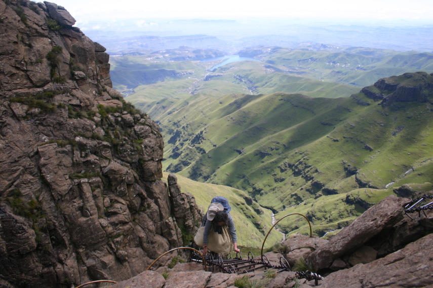 South Africa Drakensberg, North Drakensberg Traverse, The famous chain ladder, Walkopedia