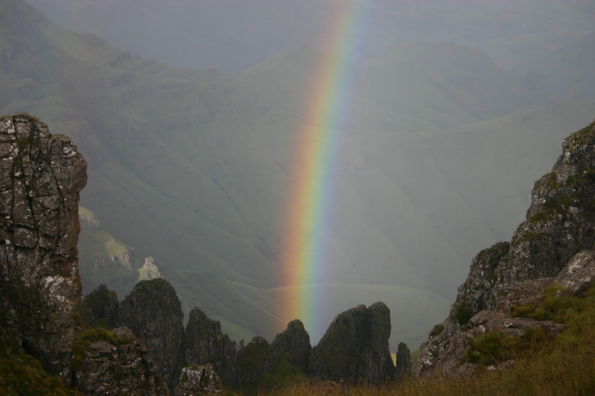 South Africa Drakensberg, North Drakensberg Traverse, Yes, a rainbow, Walkopedia