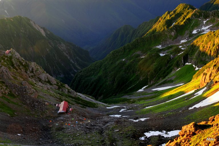 Japan Japanese Alps (Chubu), Mt Yarigatake, This way we came up., Walkopedia