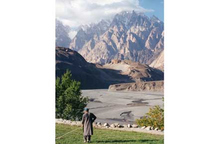 Hunza Area
Hunza Area - © William Mackesy