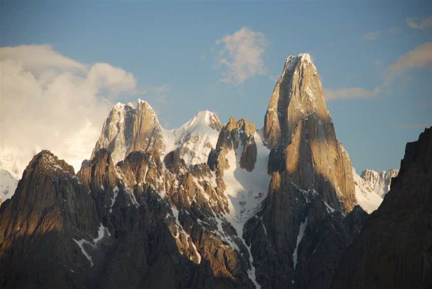 Pakistan, Concordia Trek, View from our way to Concordia Camp, Walkopedia