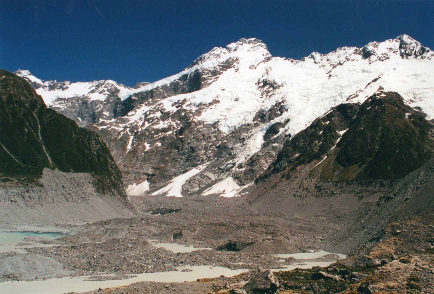 New Zealand South Island Mount Cook Area, Iceberg/Hooker Glacier Lake, Iceberg Lake - , Walkopedia