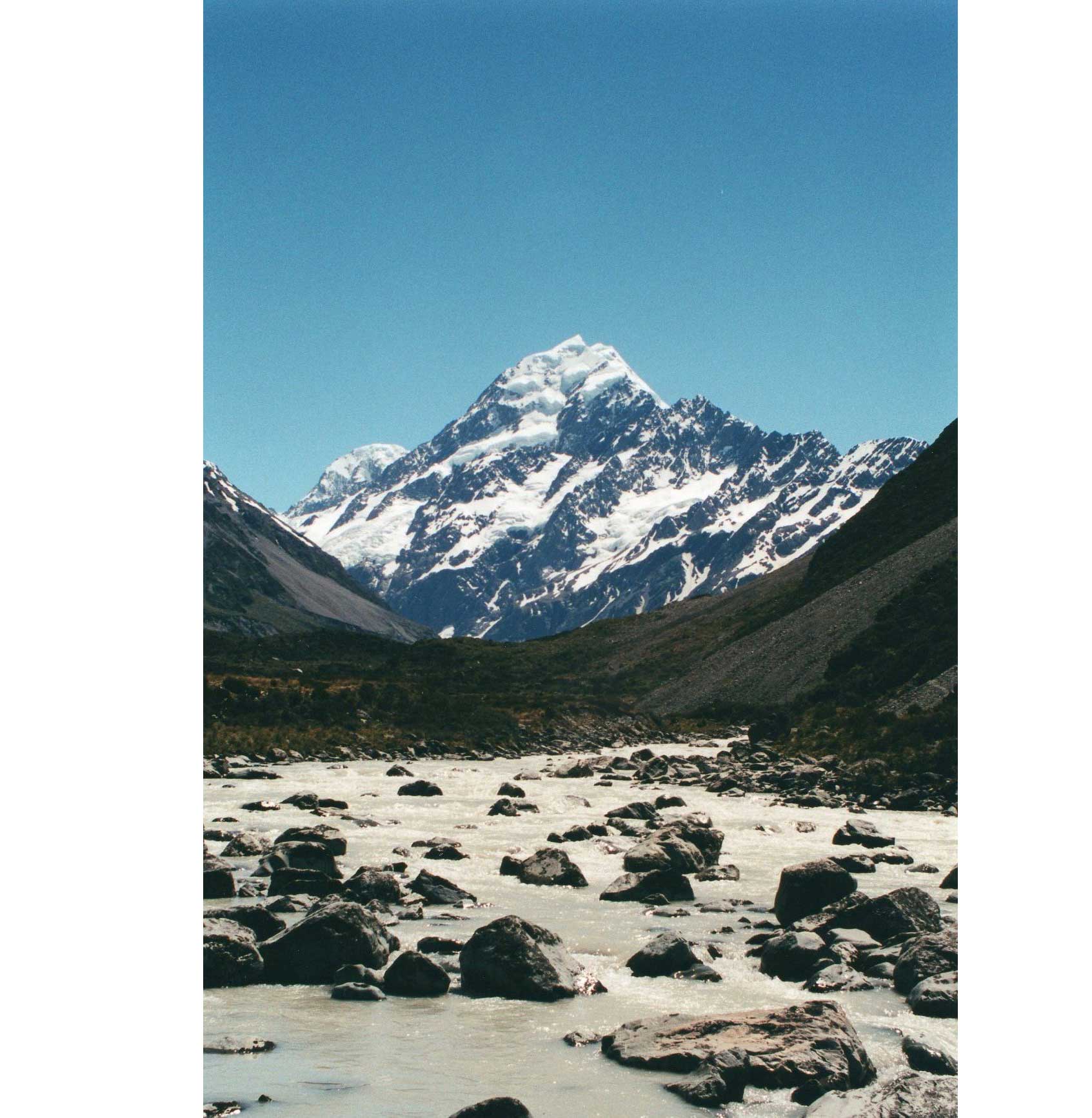 New Zealand South Island Mount Cook Area, Iceberg/Hooker Glacier Lake, Iceberg Lake - , Walkopedia